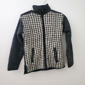 Laundromat Houndstooth Agatha Sweater, Medium